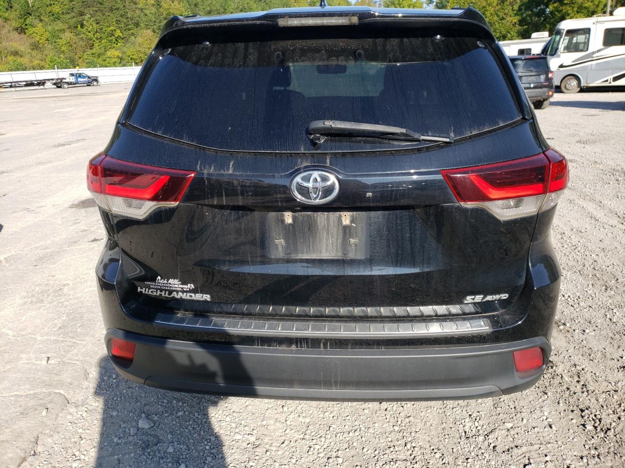 2019 Toyota Highlander Se VIN: 5TDJZRFH9KS605842 Lot: 68599993