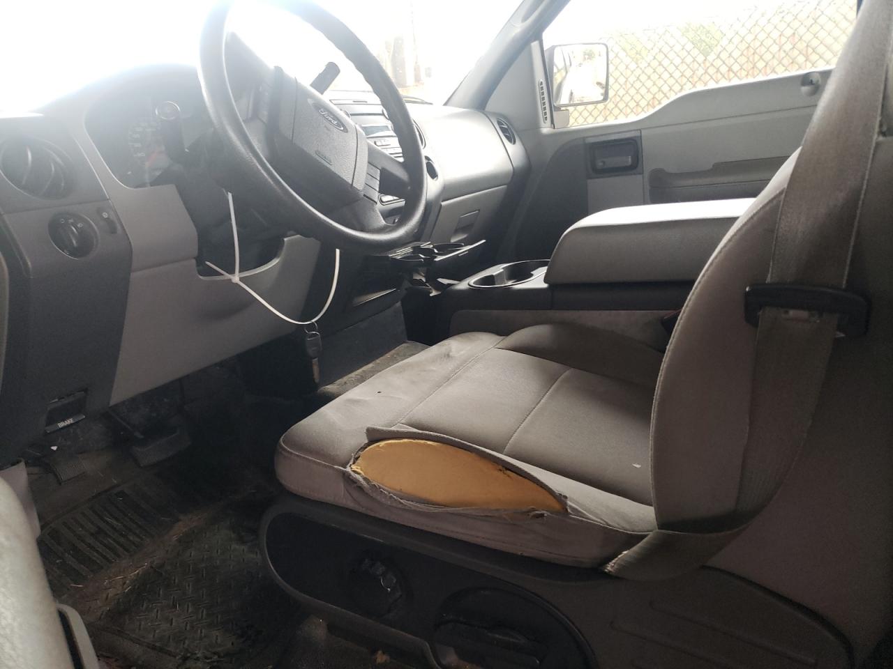 2005 Ford F150 VIN: 1FTRX12W25NB92946 Lot: 56052973