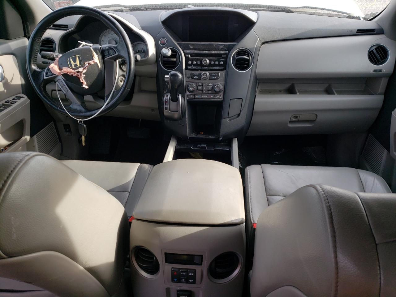 2014 Honda Pilot - Image 8