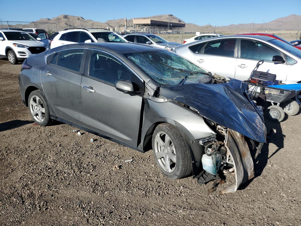 2017 Chevrolet Volt - Image 4