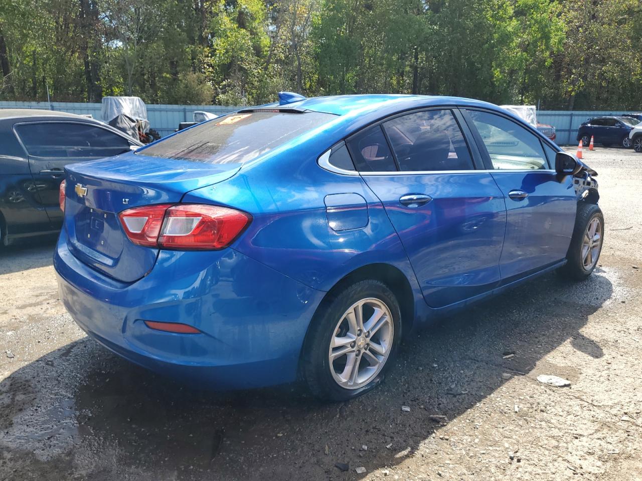 2018 Chevrolet Cruze Lt VIN: 1G1BE5SM6J7105554 Lot: 65567673