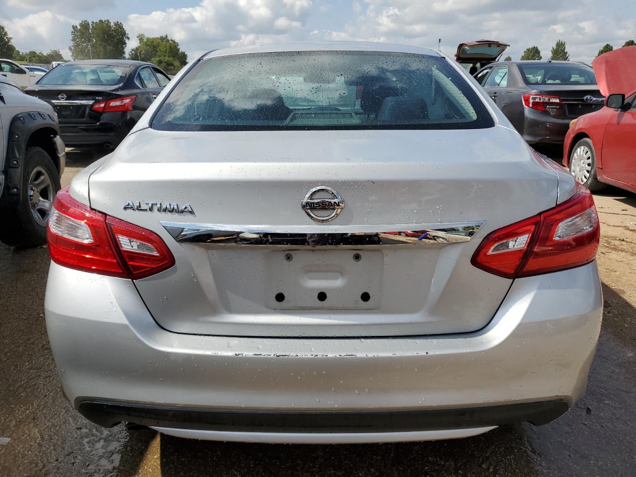 2017 Nissan Altima 2.5 VIN: 1N4AL3AP5HN365061 Lot: 67450233