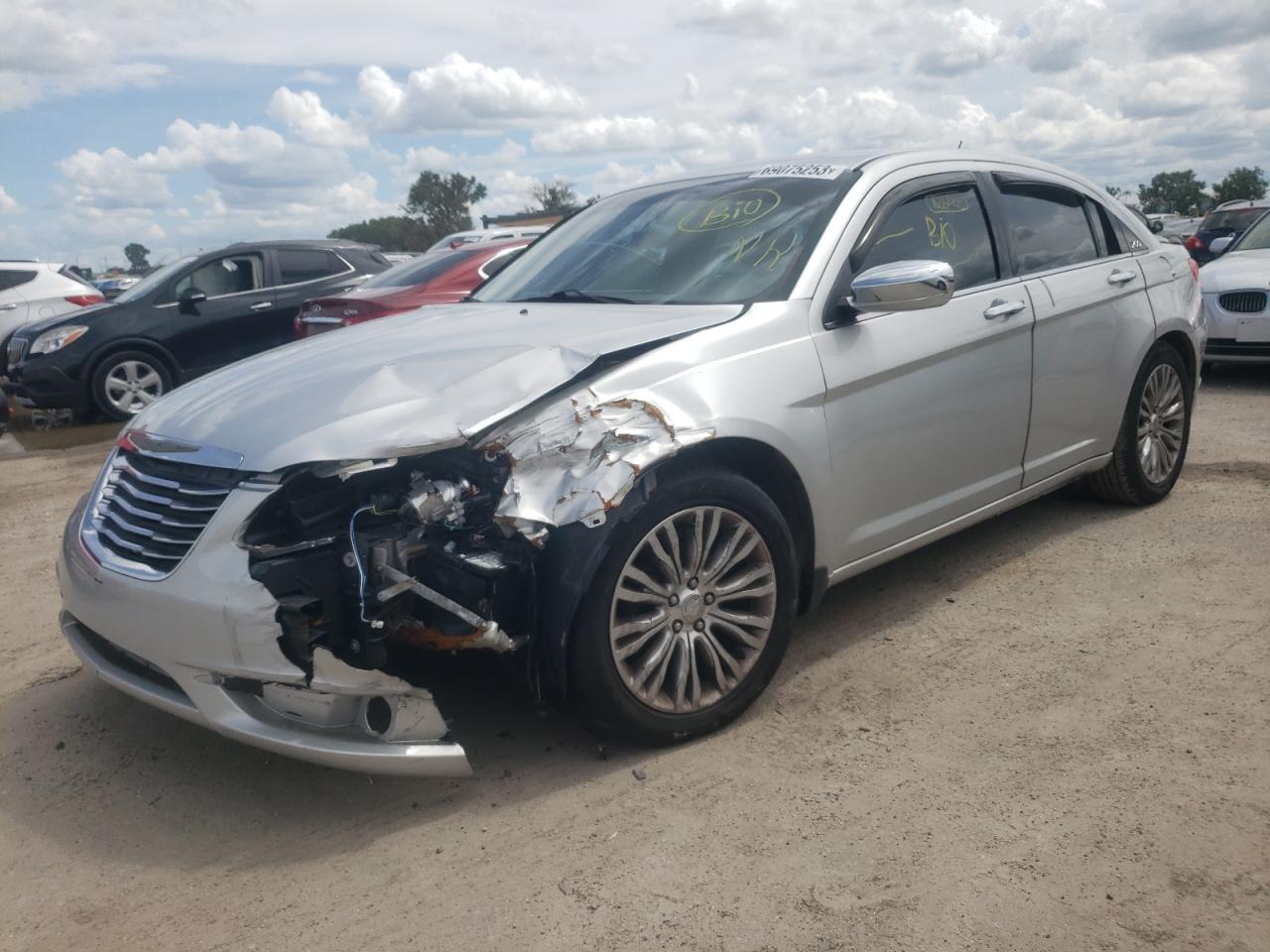 2012 Chrysler 200 Limited for Sale in Riverview, FL - Front End