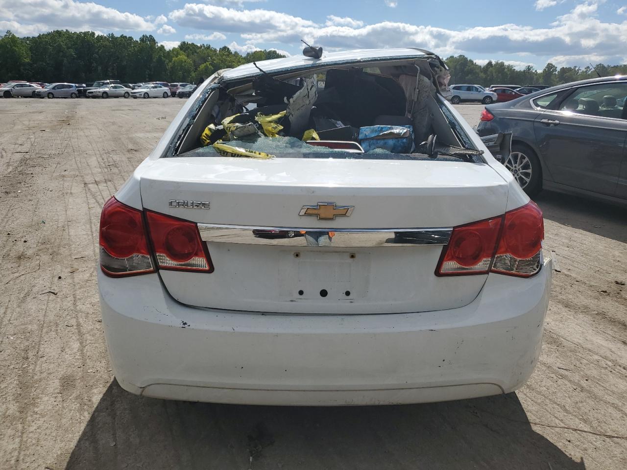 2011 Chevrolet Cruze - Image 6