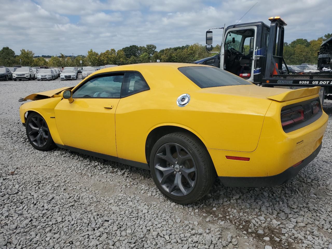 2C3CDZBT1KH529022 2019 DODGE CHALLENGER - Image 2