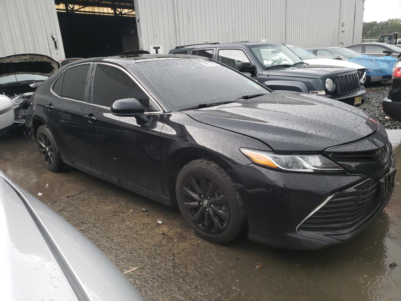 2018 Toyota Camry L VIN: 4T1B11HK1JU066290 Lot: 66870433