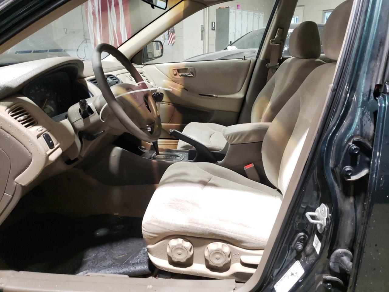 2001 Honda Accord Lx VIN: 1HGCG66581A024803 Lot: 46841404