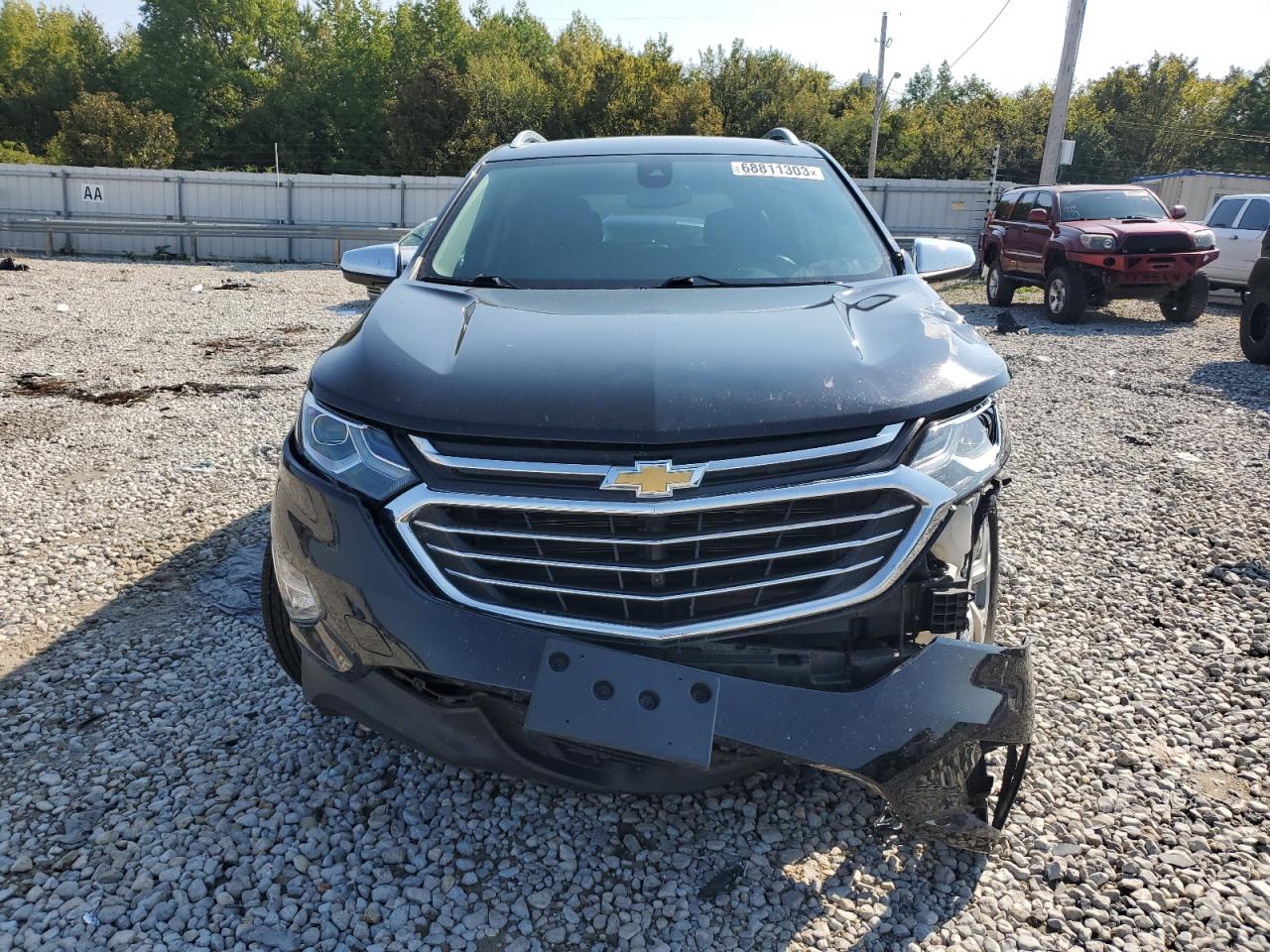 2018 Chevrolet Equinox Premier VIN: 2GNAXMEV2J6302367 Lot: 68811303