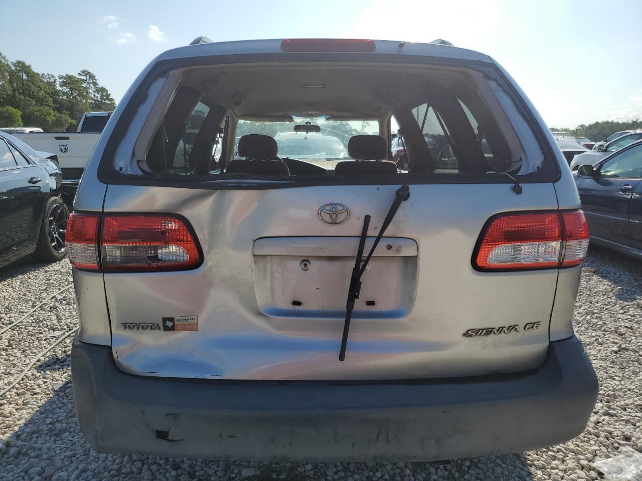 2003 Toyota Sienna Ce VIN: 4T3ZF19C03U536617 Lot: 66270023