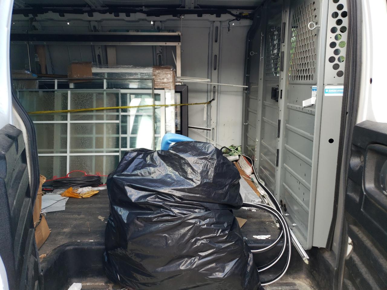 2017 Chevrolet Express G2500 VIN: 1GCWGBFF0H1116527 Lot: 68232333