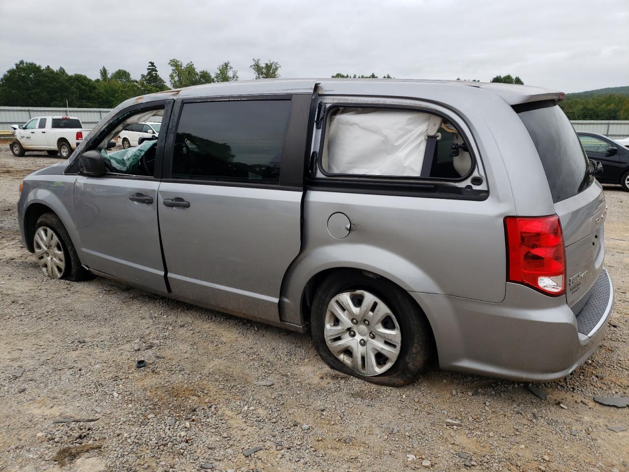 2C4RDGBG1KR665061 2019 Dodge Grand Caravan Se