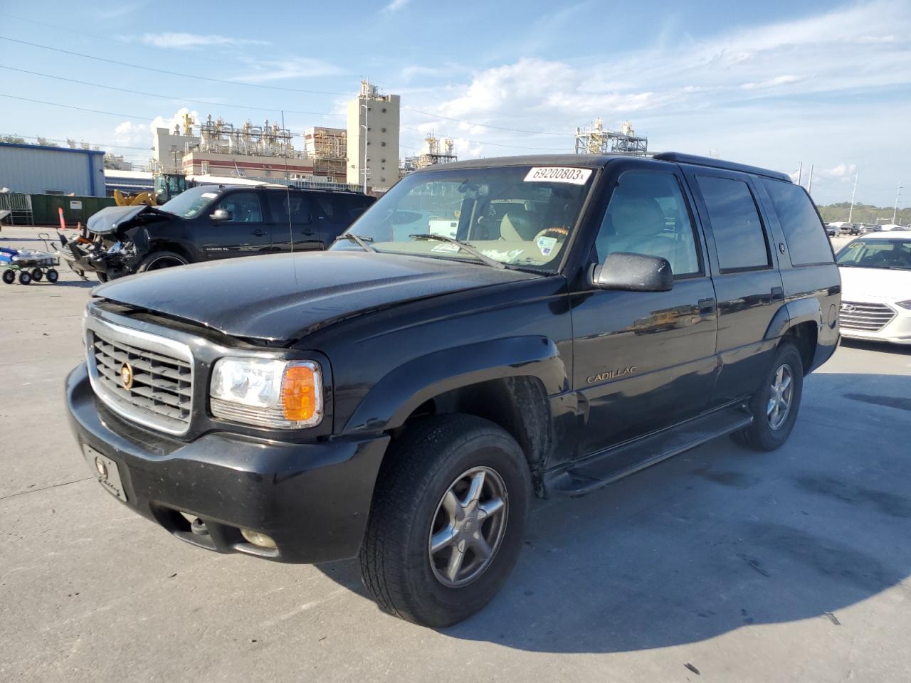 2000 Cadillac Escalade VIN: 1GYEK13R0YR167895 Lot: 82586443