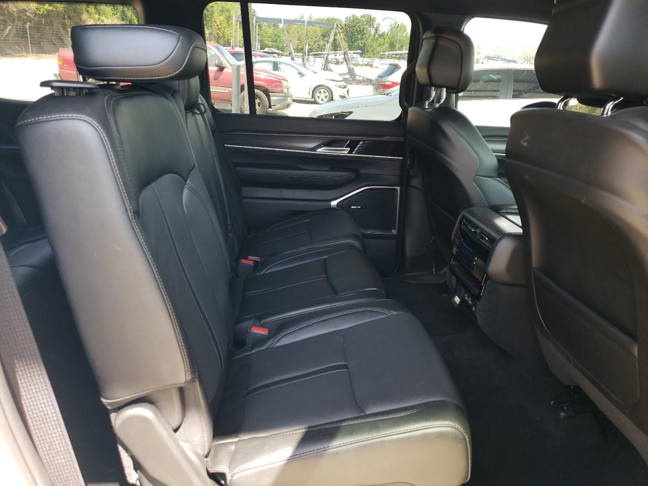 2023 Jeep Wagoneer Series Iii VIN: 1C4SJUDP8PS516044 Lot: 68413153