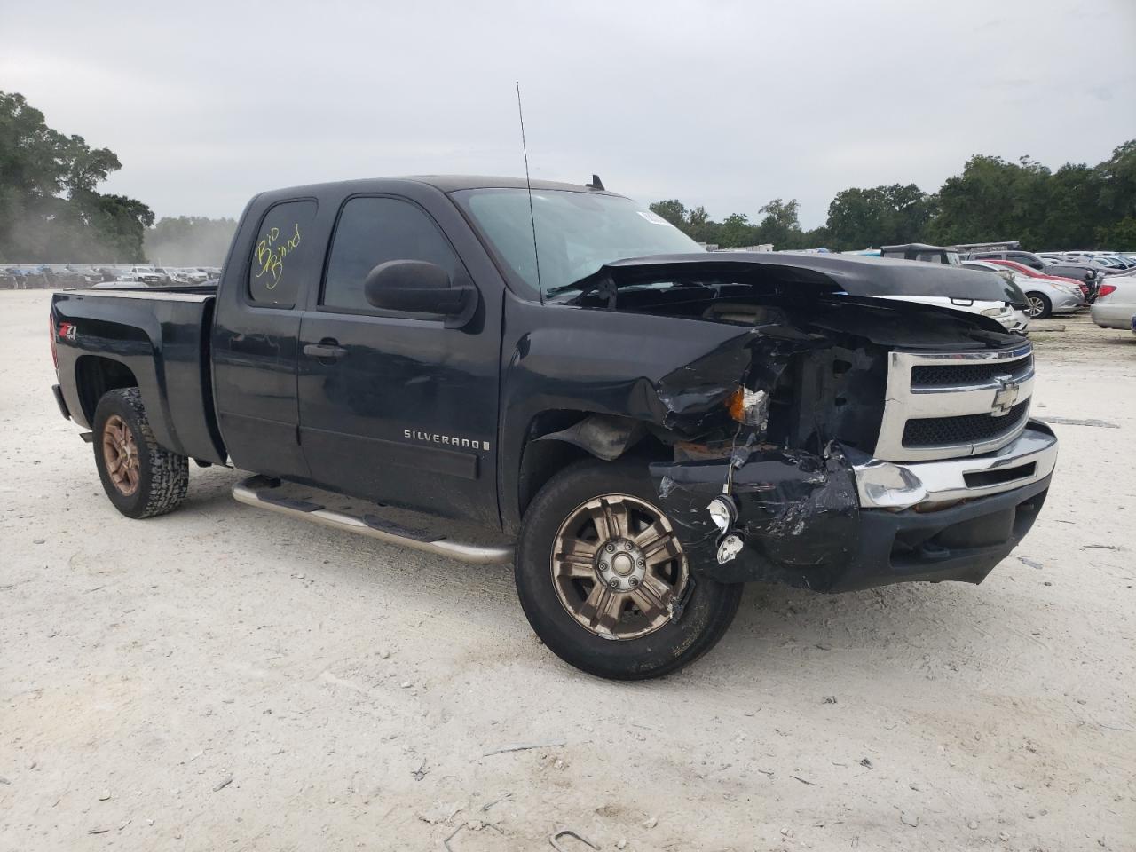 2009 Chevrolet Silverado - Image 4
