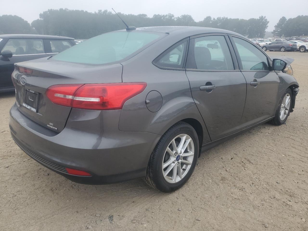 1FADP3F22GL373708 2016 Ford Focus Se