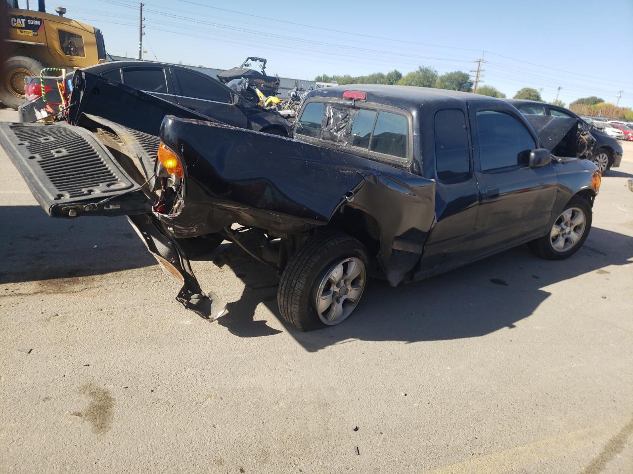 1998 Toyota Tacoma Xtracab VIN: 4TAVL52N8WZ152451 Lot: 73302494