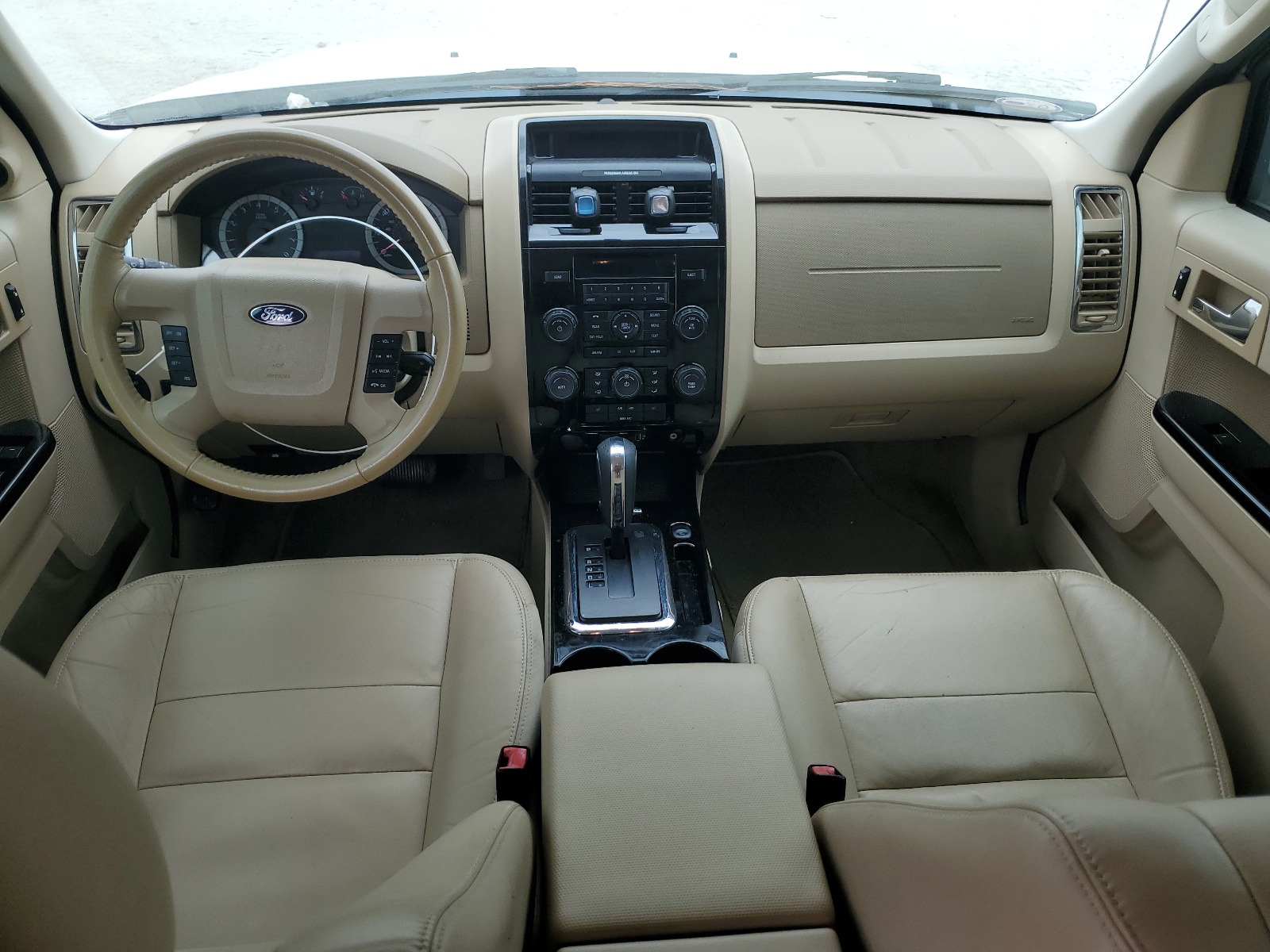 1FMCU0E79AKC95351 2010 Ford Escape Limited