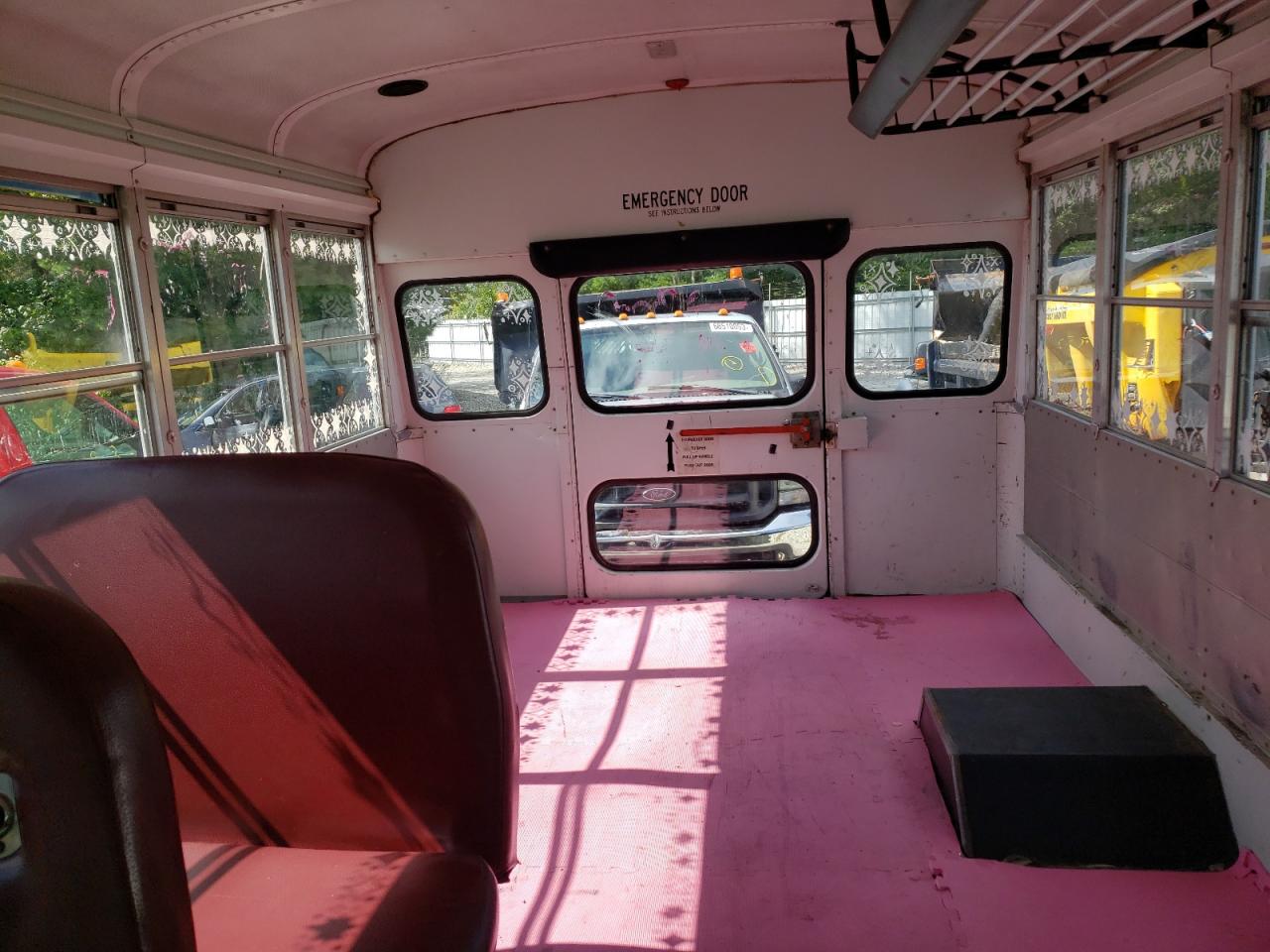 2001 Chevrolet Express Cutaway G3500 VIN: 1GBHG31R411196201 Lot: 66170003