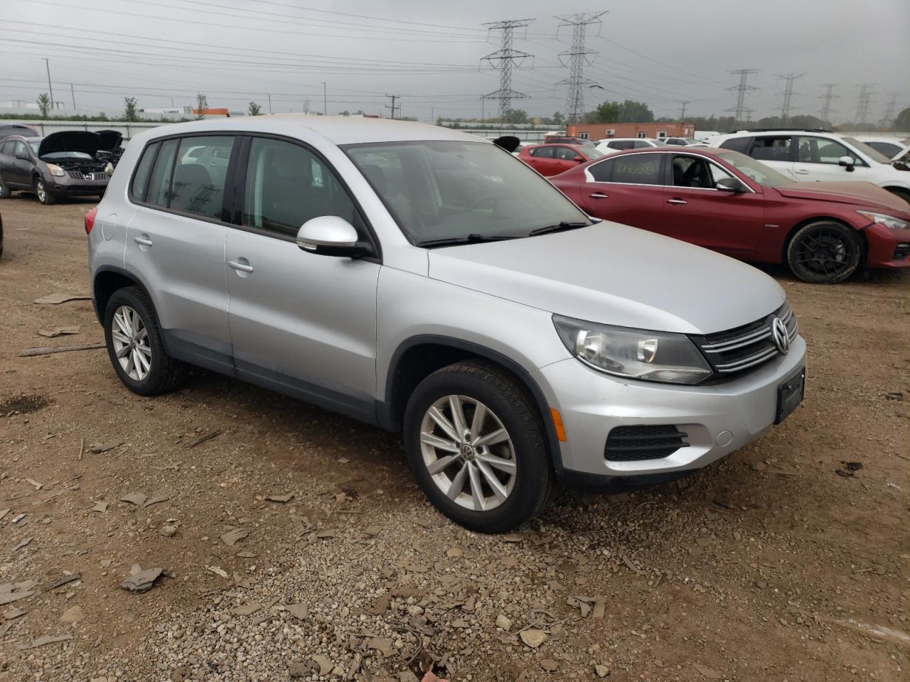2017 Volkswagen Tiguan - Image 4