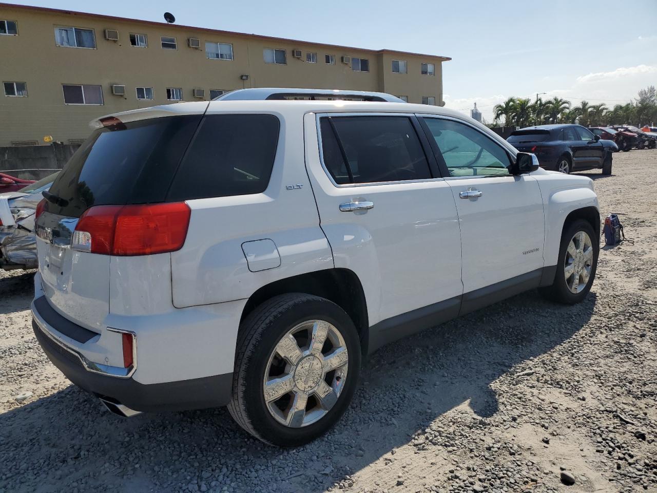 2GKFLPE34G6123903 2016 GMC Terrain Slt