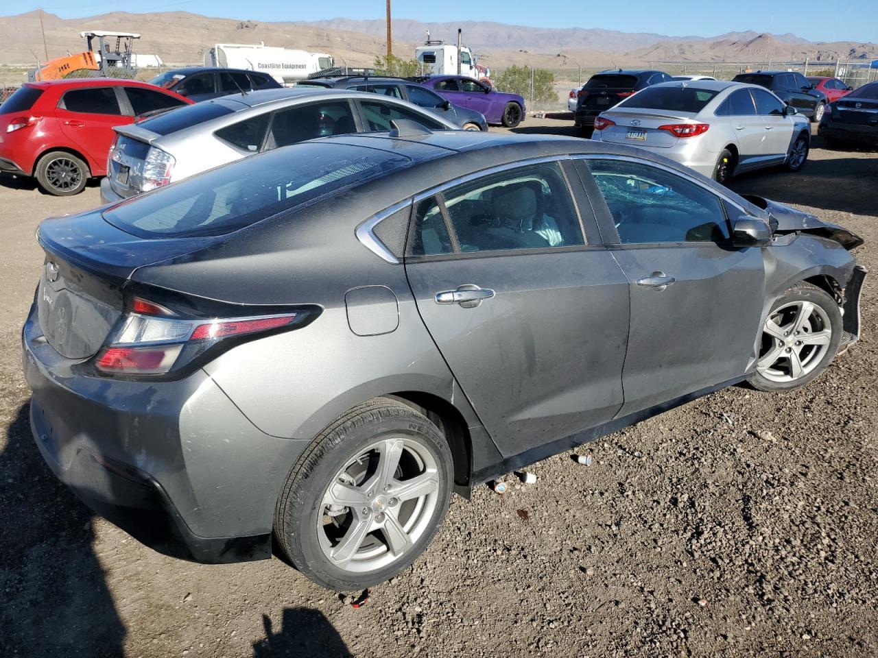 2017 Chevrolet Volt - Image 3