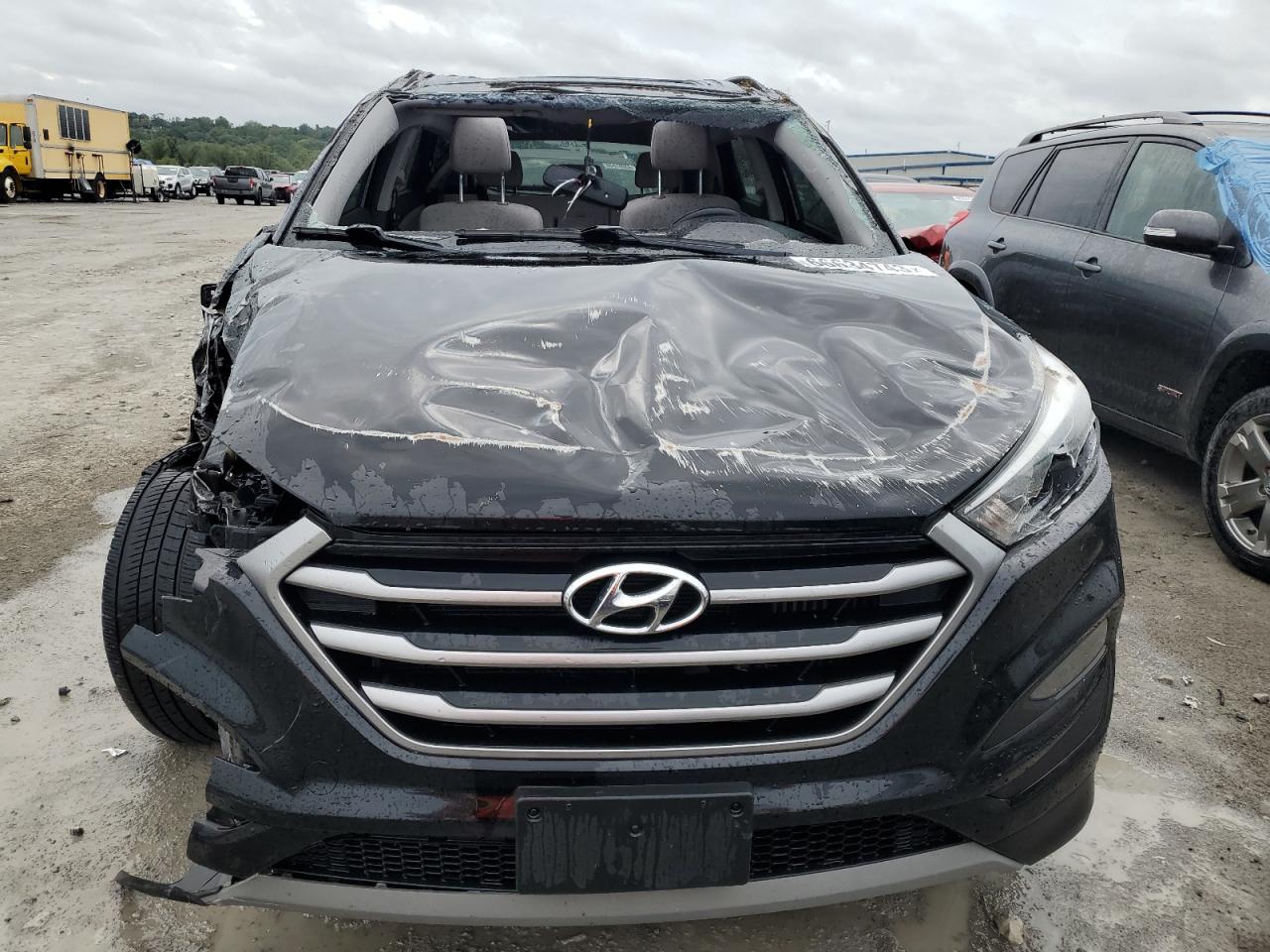 KM8J33A25JU722809 2018 Hyundai Tucson Value