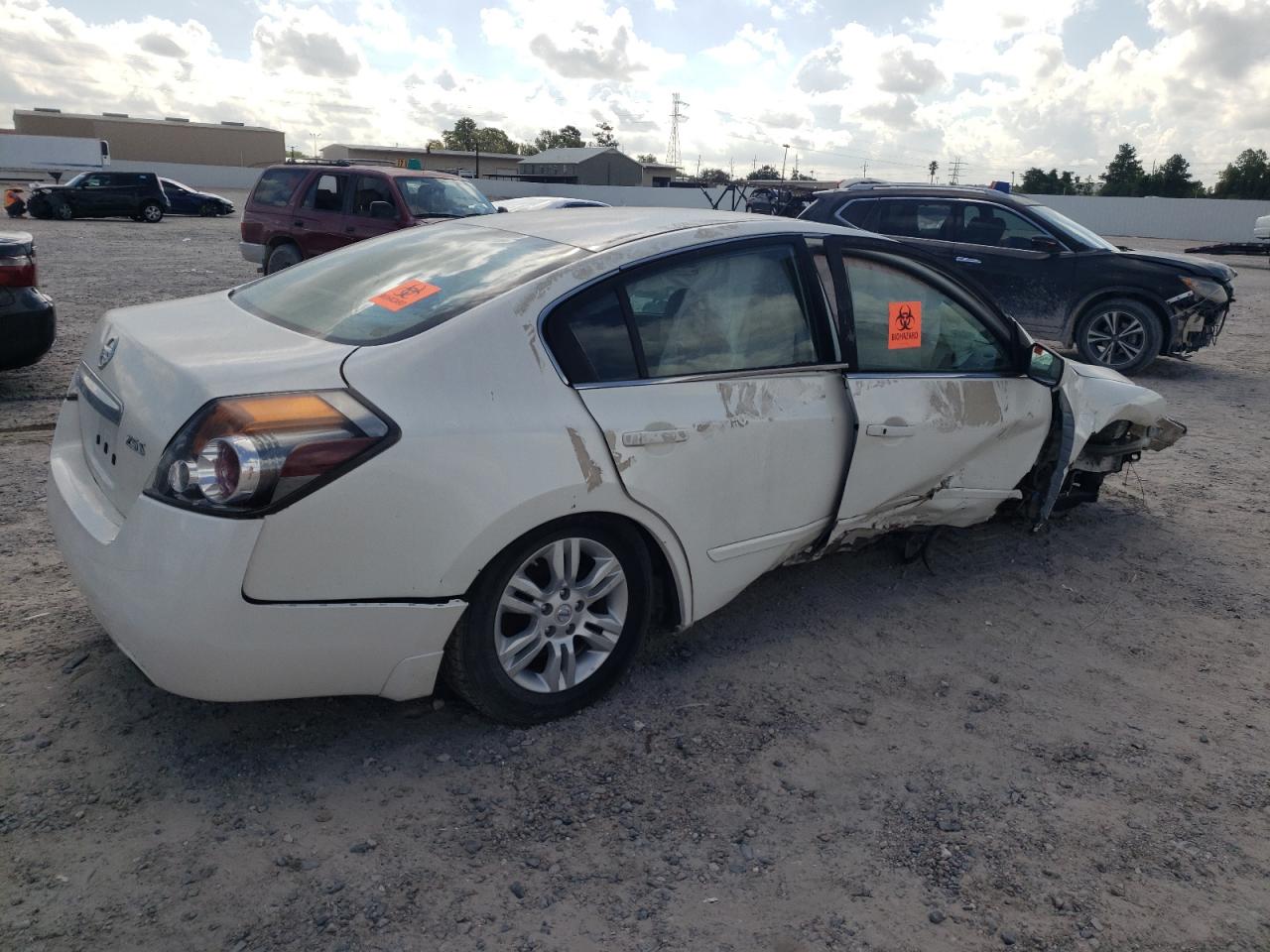 2011 Nissan Altima - Image 3