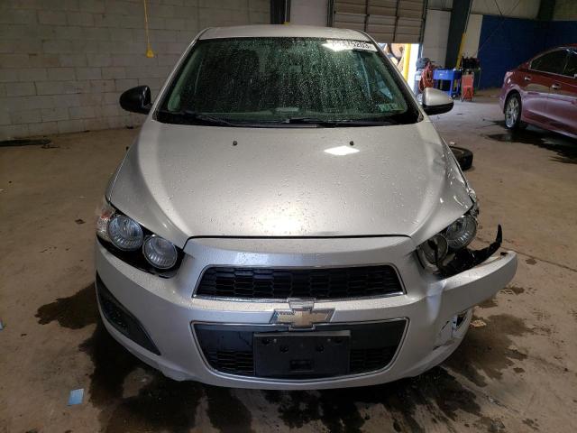 Хэтчбеки CHEVROLET SONIC 2015 Серебристый