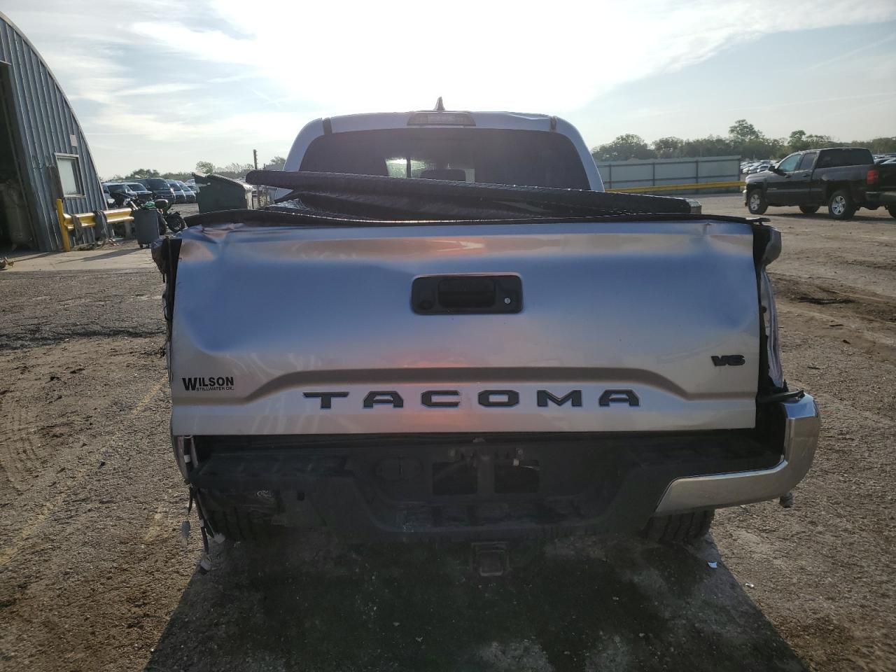 2018 Toyota Tacoma Double Cab VIN: 3TMCZ5AN8JM164041 Lot: 67585563