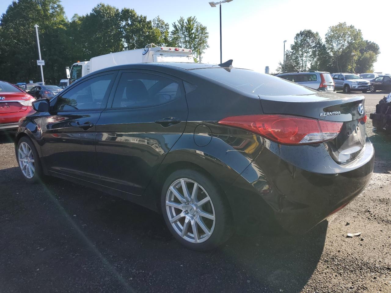 2013 Hyundai Elantra Gls VIN: 5NPDH4AE6DH235409 Lot: 68583453