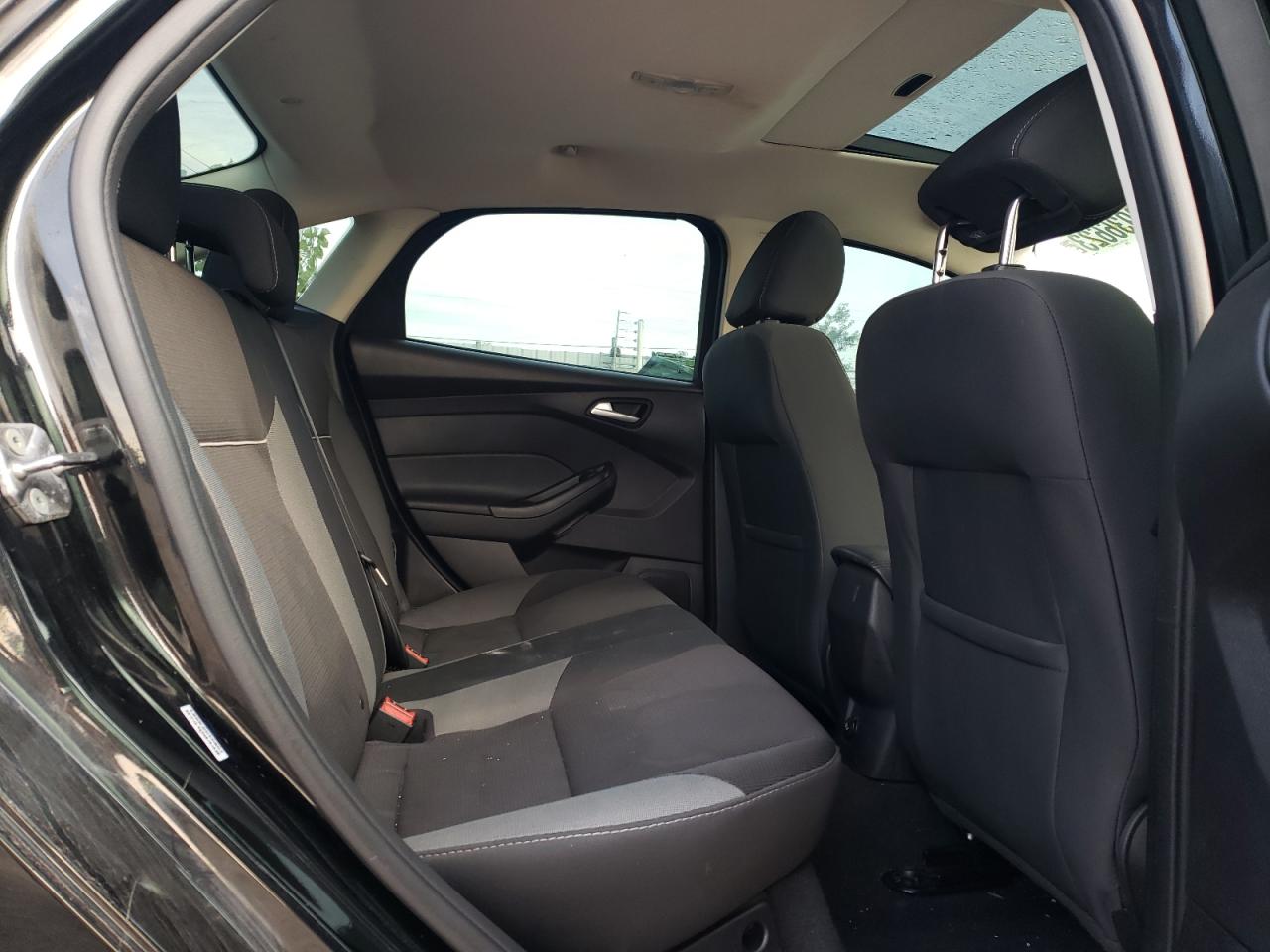 2014 Ford Focus Se VIN: 1FADP3F27EL423516 Lot: 61790535