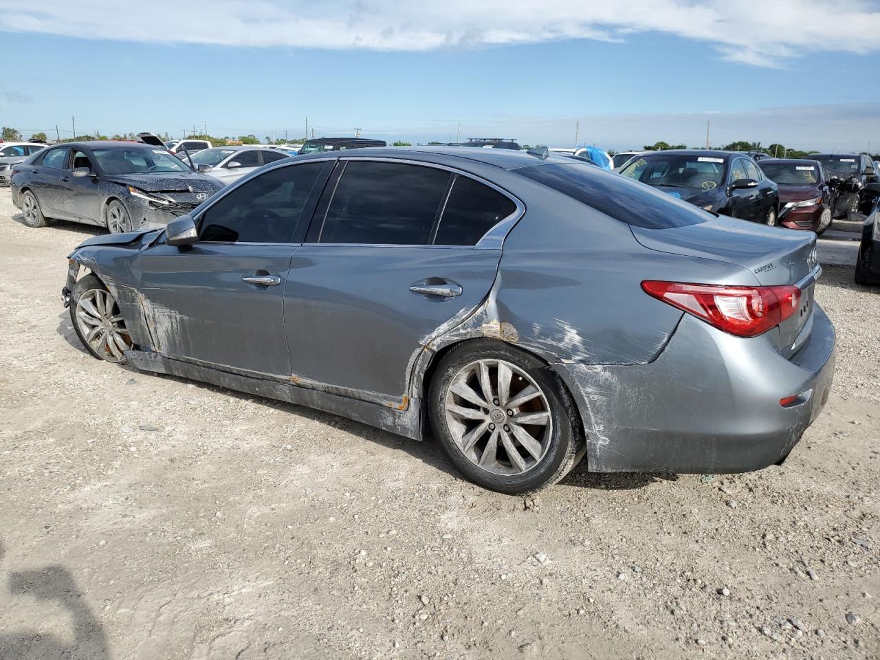 2015 Infiniti Q50 - Image 2