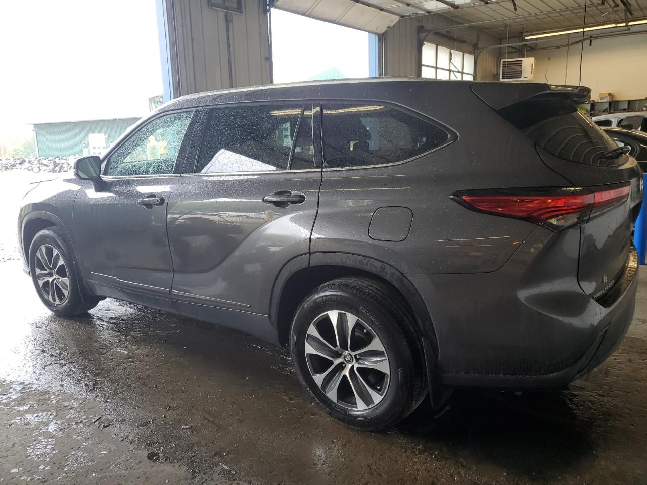 2021 Toyota Highlander Xle VIN: 5TDGZRBHXMS115848 Lot: 67344393