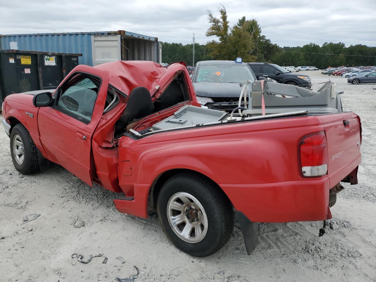 2000 Ford Ranger - Image 2
