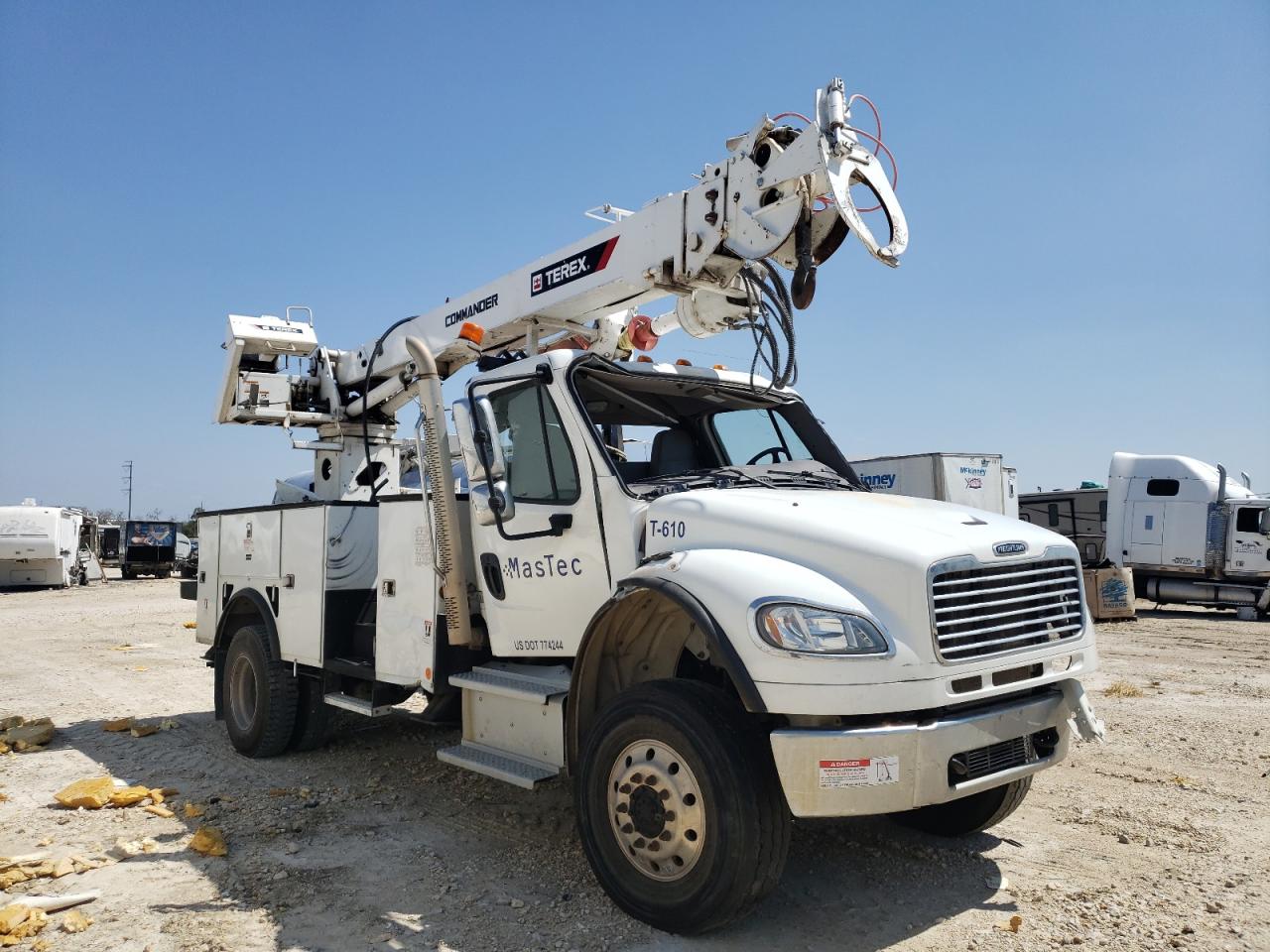 2020 Freightliner M2 106 Medium Duty na sprzedaż w New Braunfels, TX - All Over