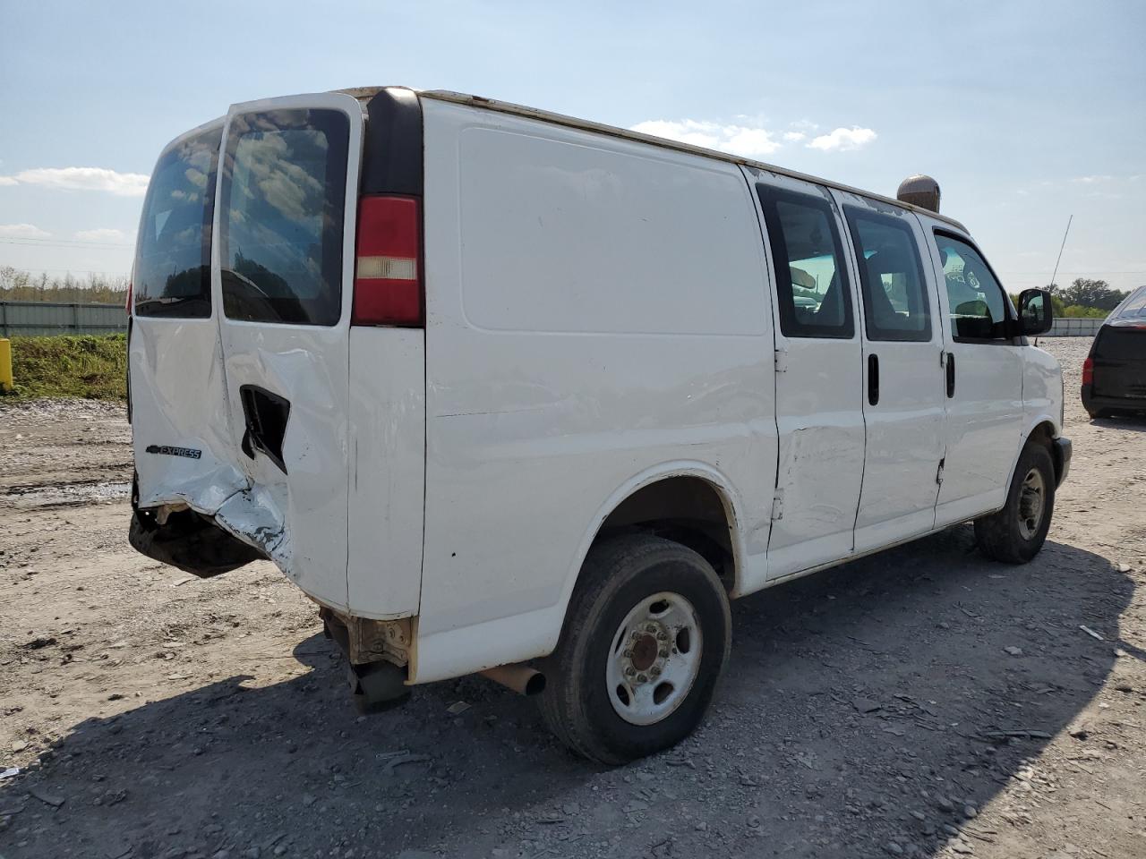 2007 Chevrolet Express G3500 VIN: 1GCHG35U471118407 Lot: 68104463