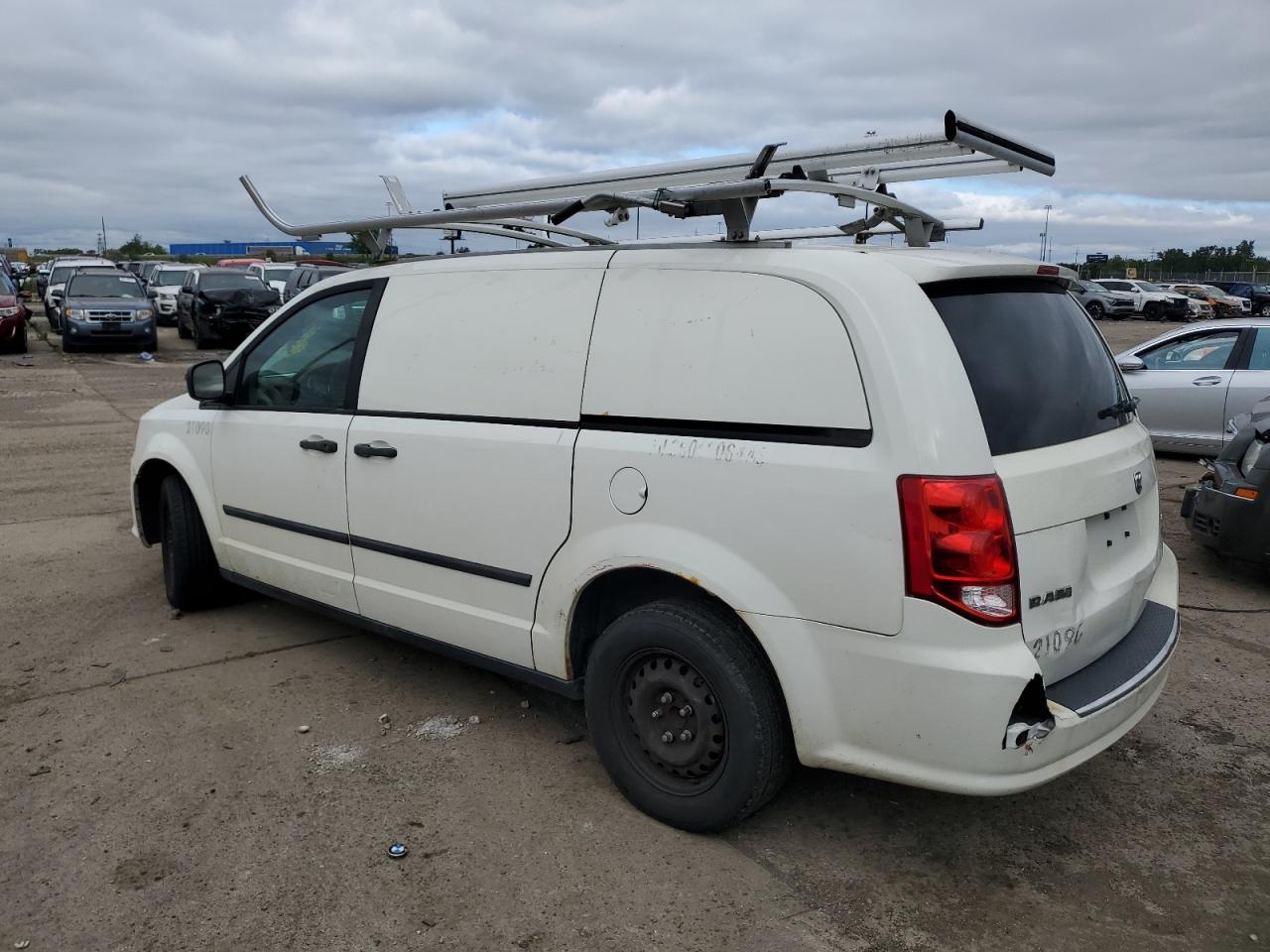 2013 RAM Cargo Van Tradesman - Image 2