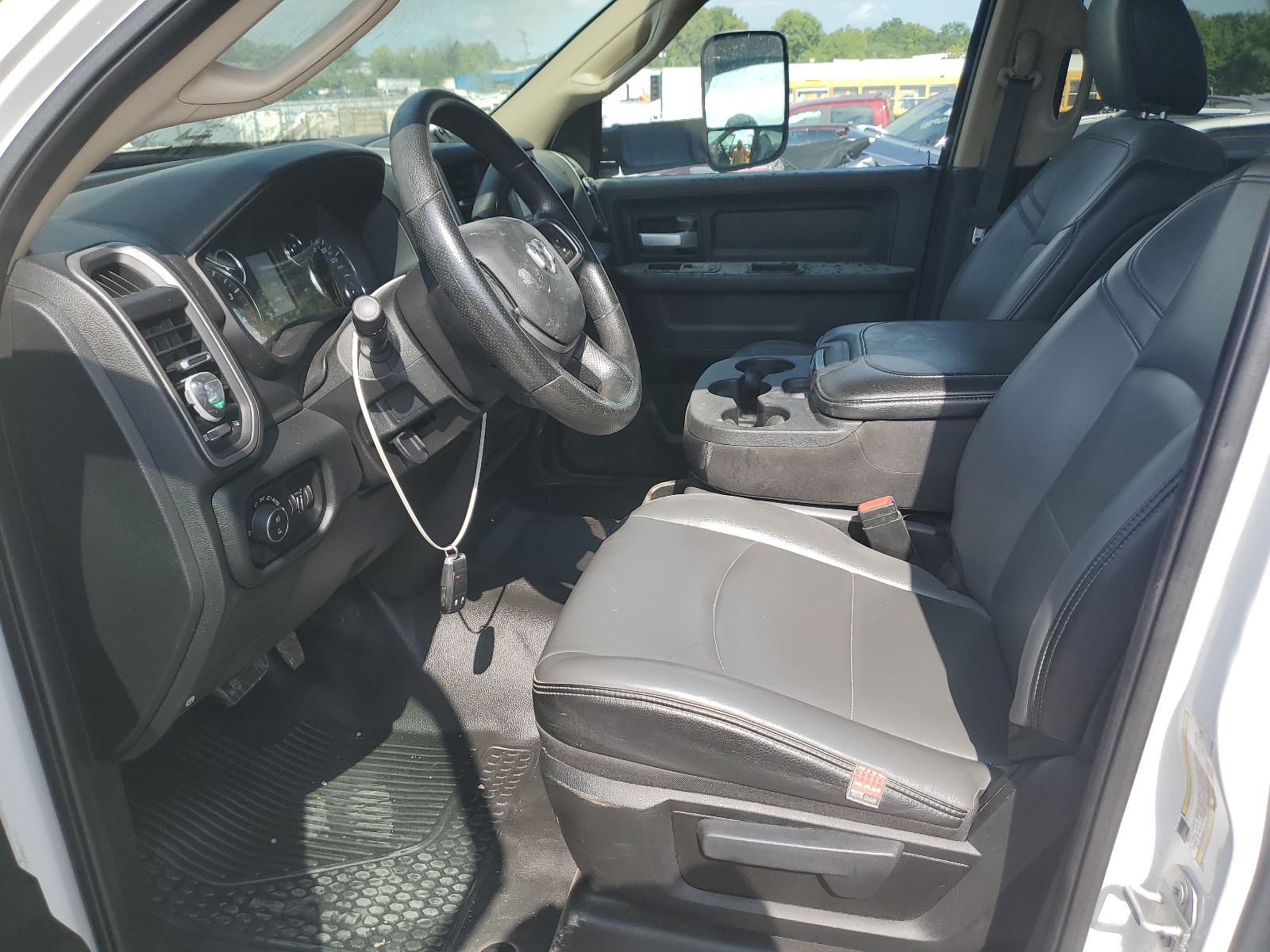 3C7WRNEL1KG638033 2019 Ram 5500