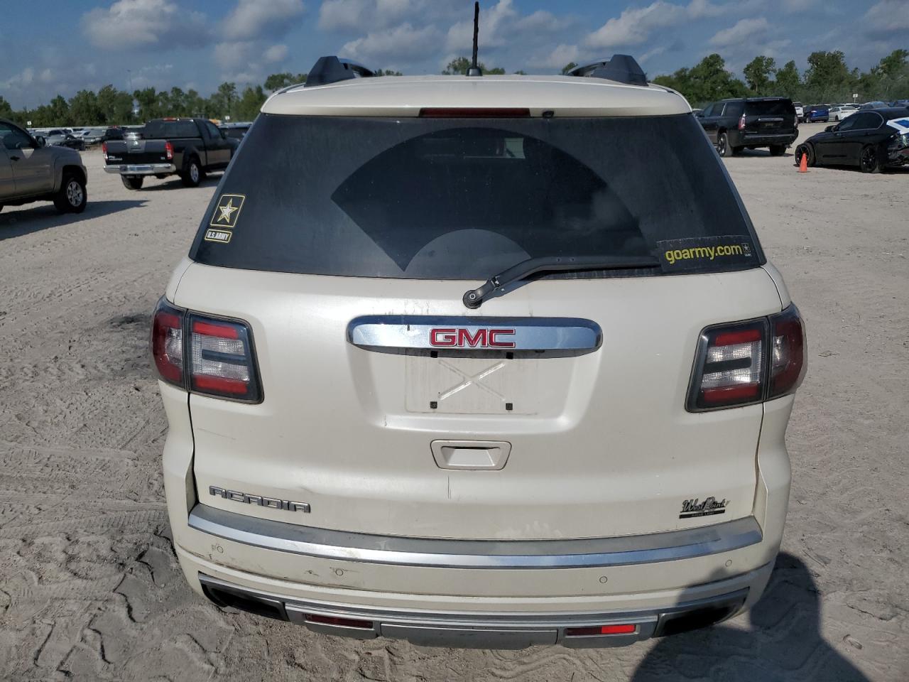 1GKKRTKD3DJ200455 2013 GMC Acadia Denali