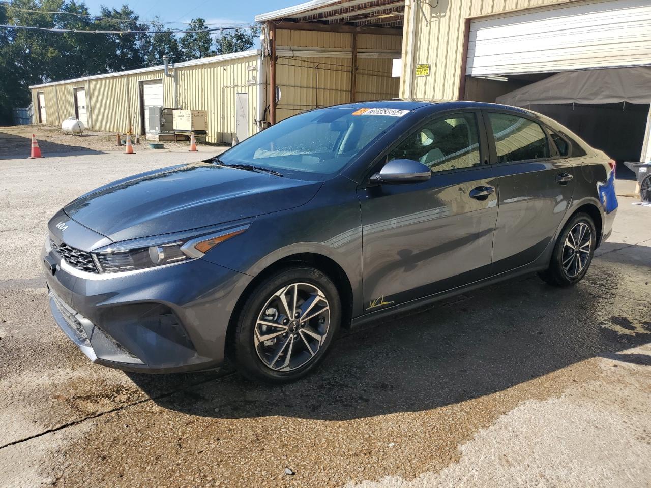 3KPF24AD1RE778826 Kia Forte LX