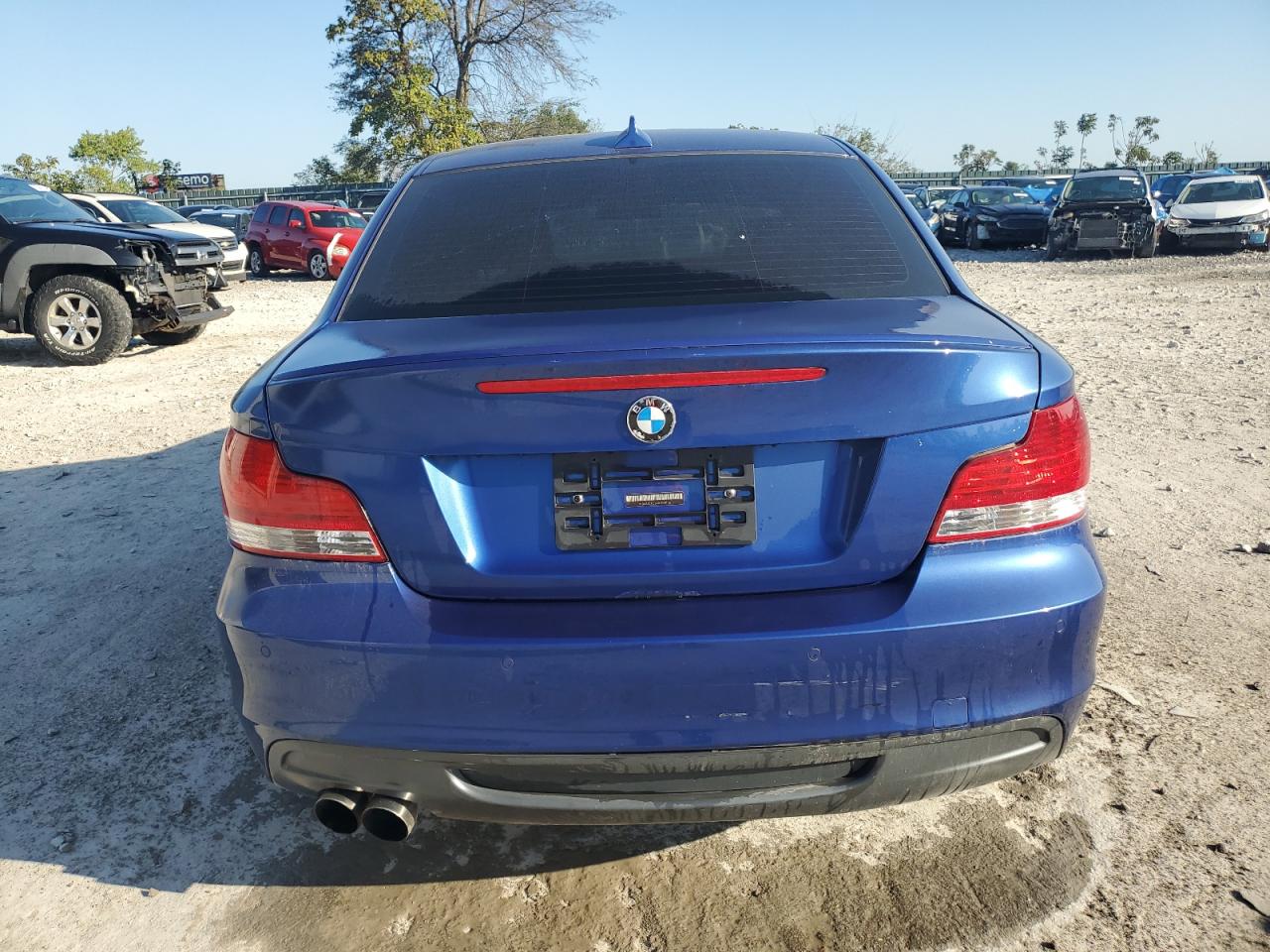 WBAUC7C54AVK81116 2010 BMW 135 I