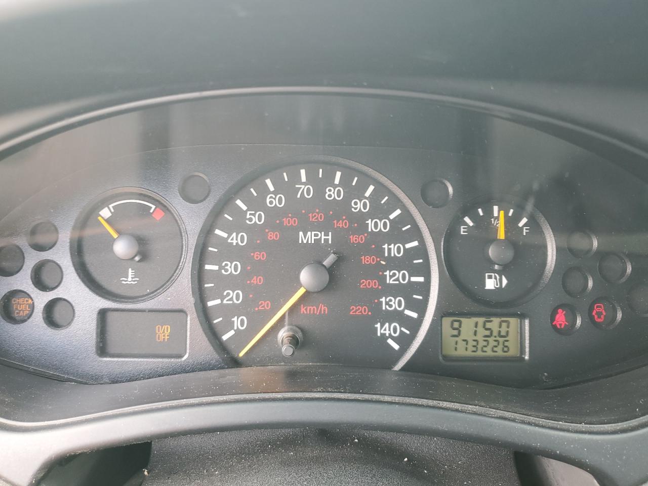 2004 Ford Focus - Image 9