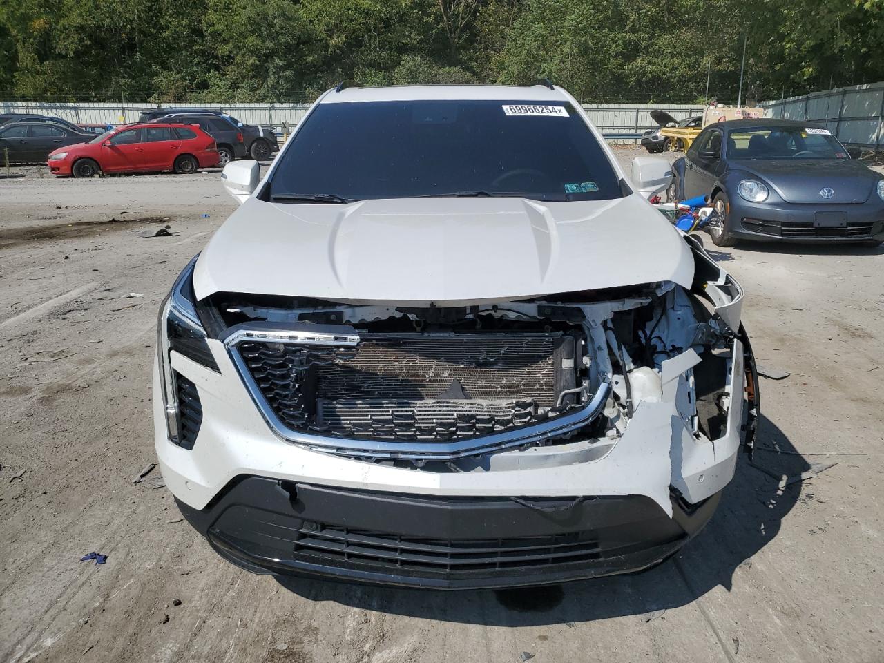 VIN 1GYFZFR4XNF150849 2022 CADILLAC XT4 no.5