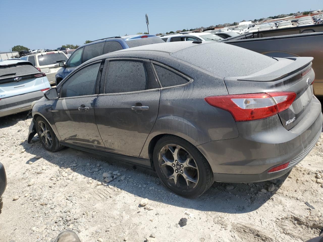 VIN 1FADP3F2XEL149874 2014 FORD FOCUS no.2