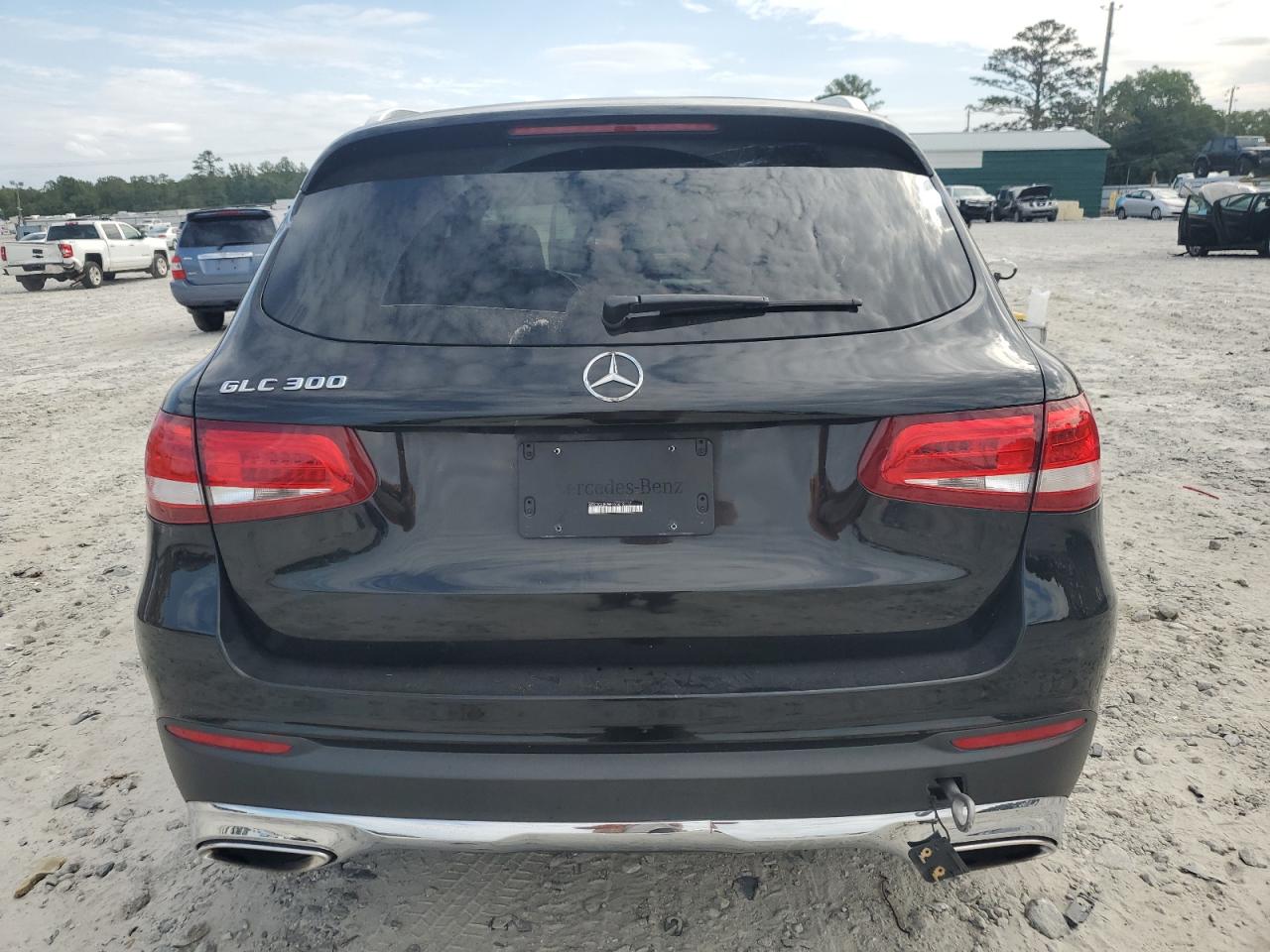 2017 Mercedes-Benz GLC - Image 6