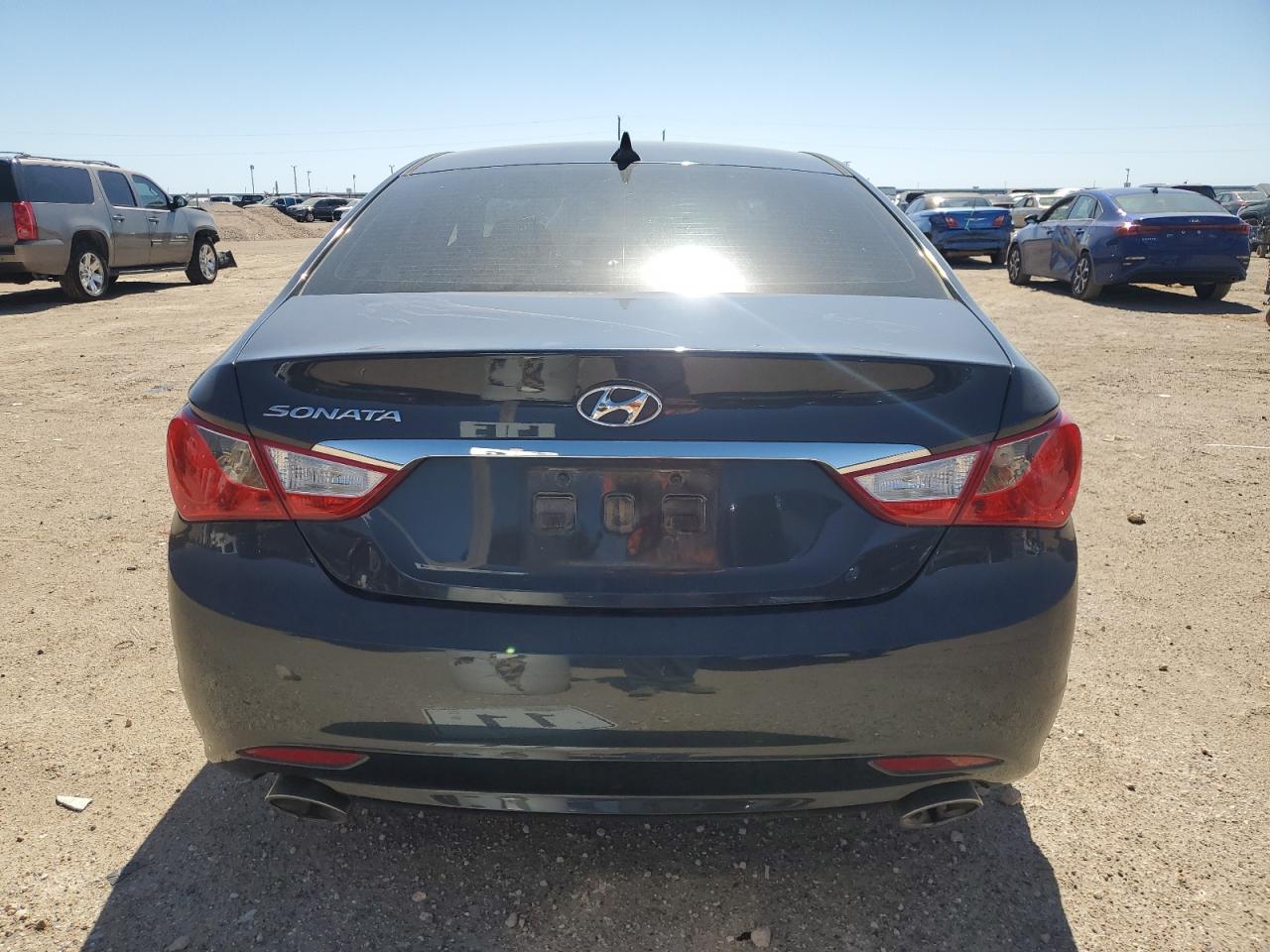 5NPEC4AC3BH268740 2011 Hyundai Sonata Se