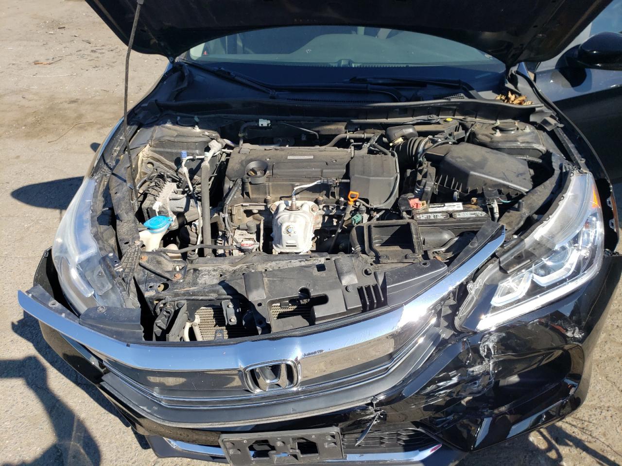 1HGCR2F36HA189728 2017 Honda Accord Lx