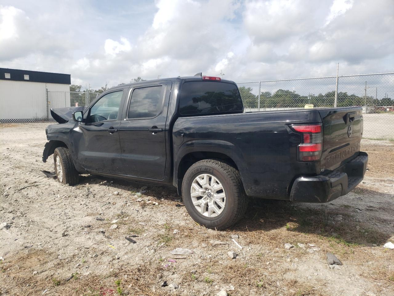 1N6ED1EJ5NN692278 2022 NISSAN NAVARA - Image 2