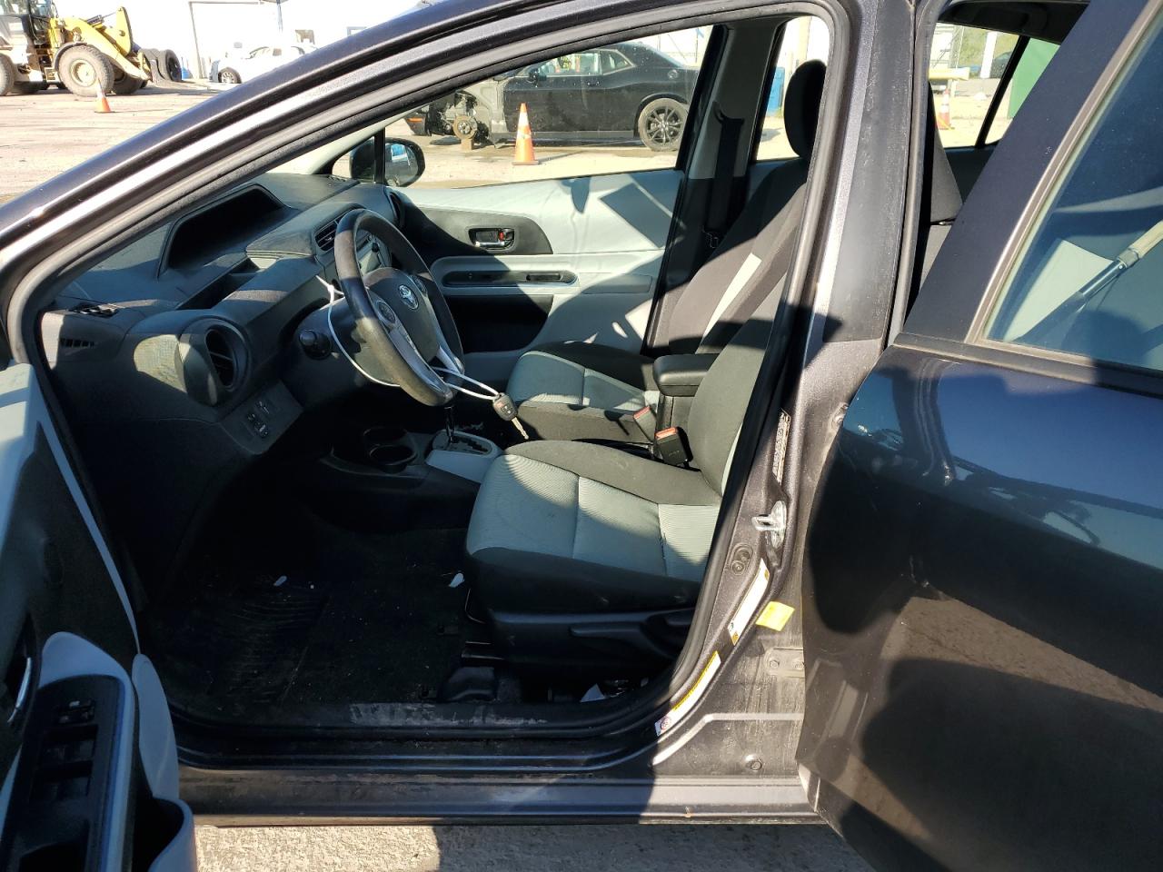 2013 Toyota Prius C VIN: JTDKDTB30D1556041 Lot: 71878984