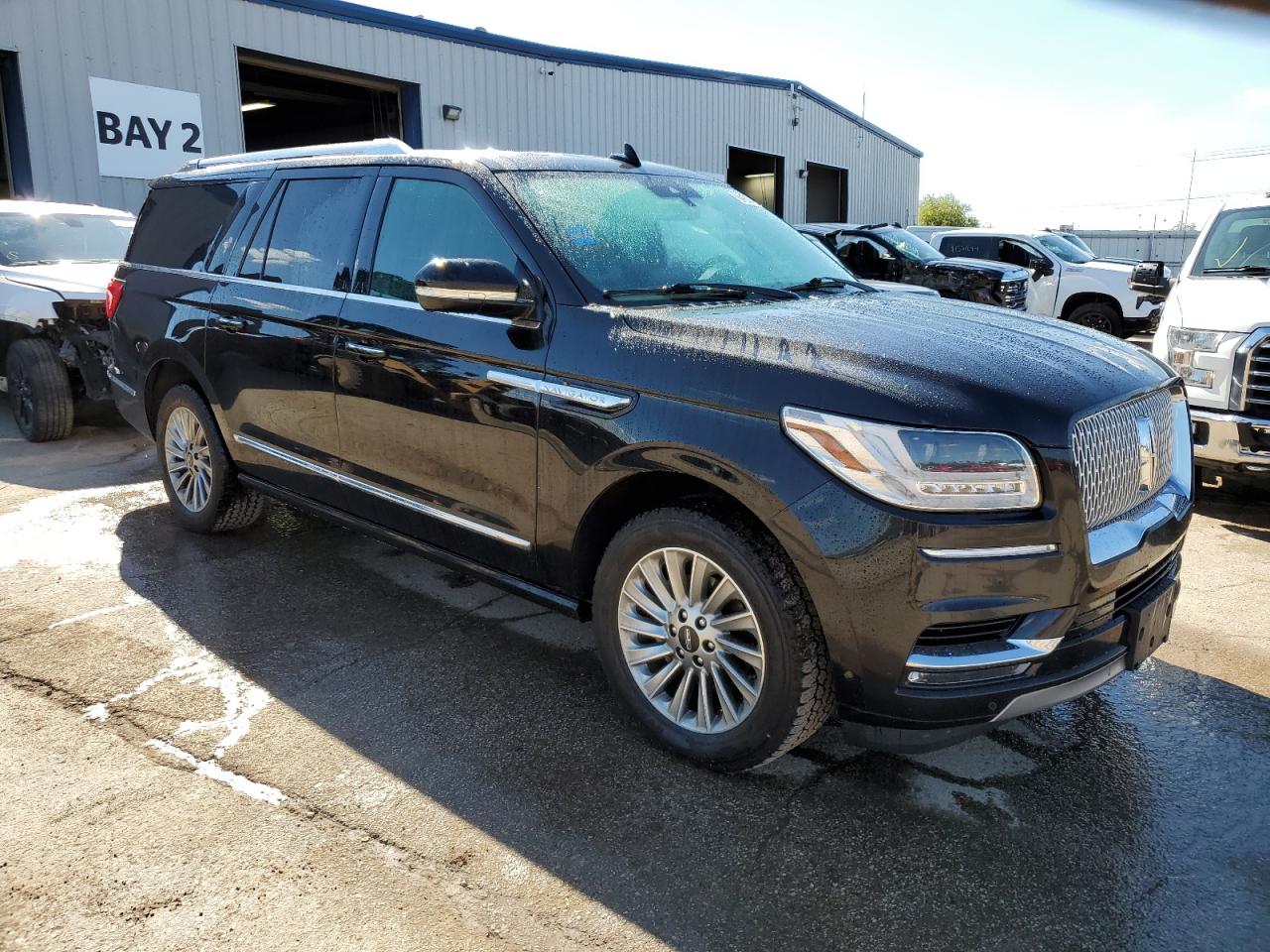 VIN 5LMJJ3NT2LEL00760 2020 LINCOLN NAVIGATOR no.4